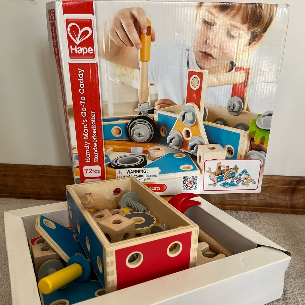 Hape Handy Man’s Go to Caddy